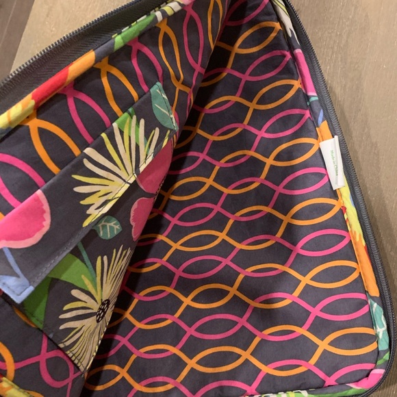 EUC Vera Bradley laptop case 15 inch - Picture 2 of 6
